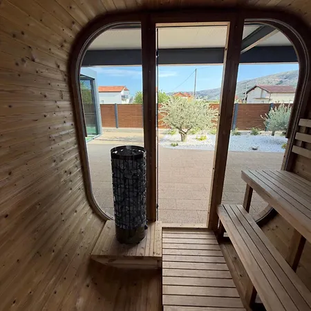 Ferienhaus Vacation Apolonia - Swimming Pool & Sauna