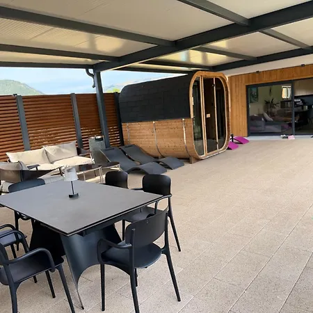 Ferienhaus Vacation Apolonia - Swimming Pool & Sauna